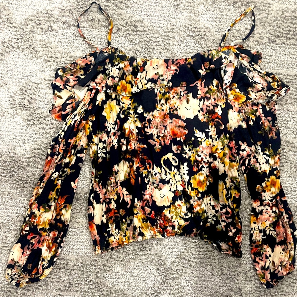 Off the shoulder long sleeve top